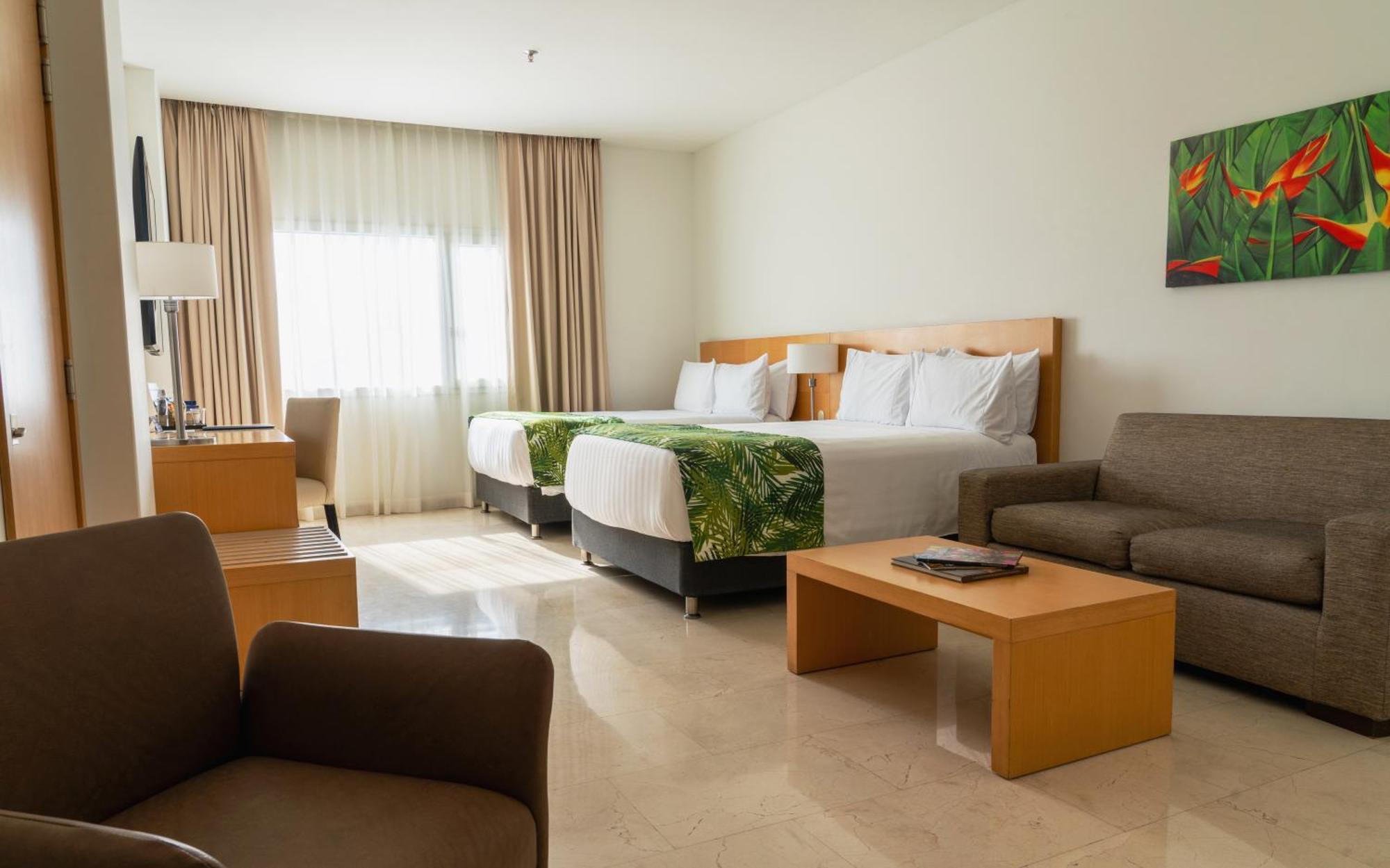 Hotel Dann Carlton Barranquilla Y Centro De Convenciones Exterior foto A room at the hotel